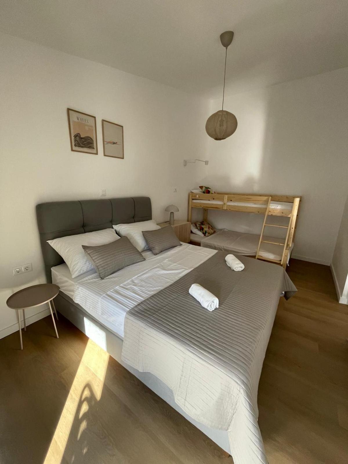 Apartments Ula Vodice Exterior photo